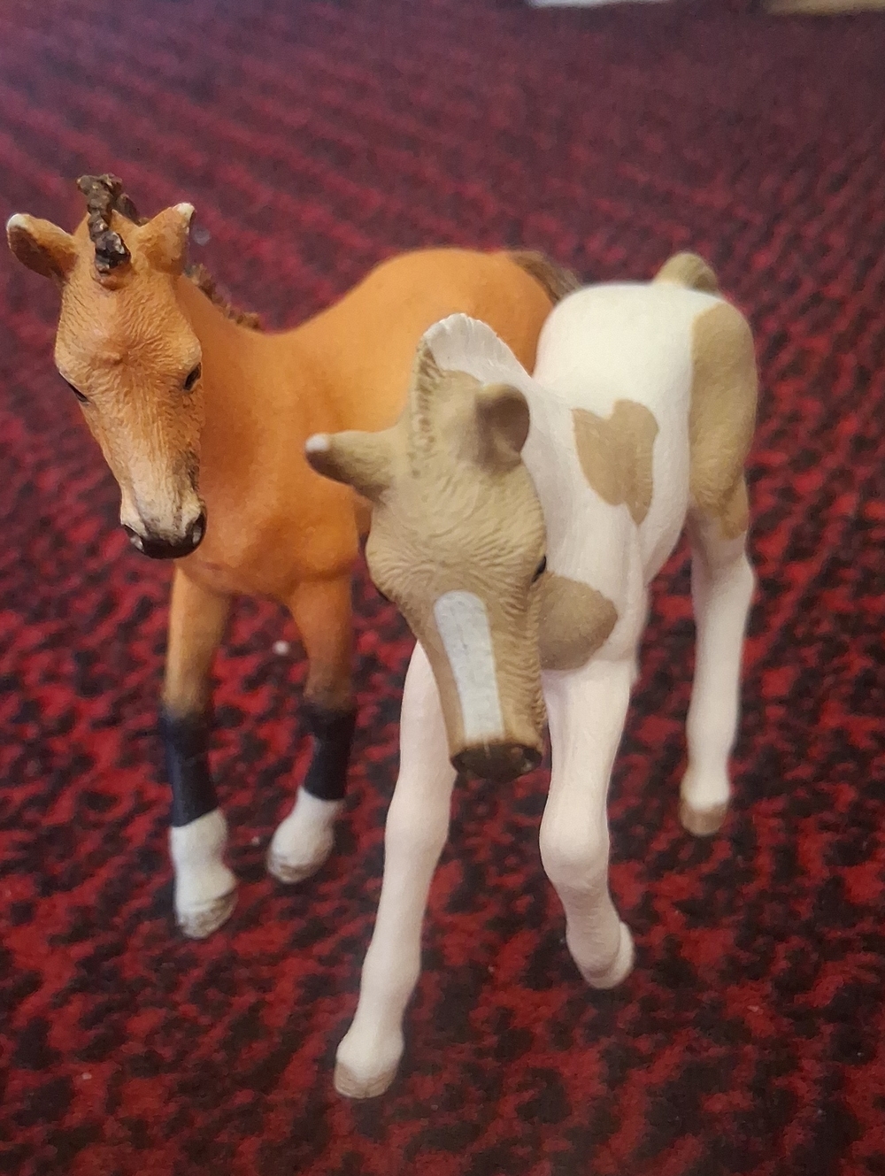 Schleich Set Of 2 Horses. Used Nice Shape, See Pics